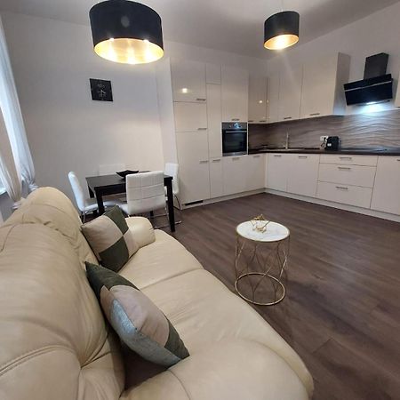 Apartman Lana Rijeka Bagian luar foto